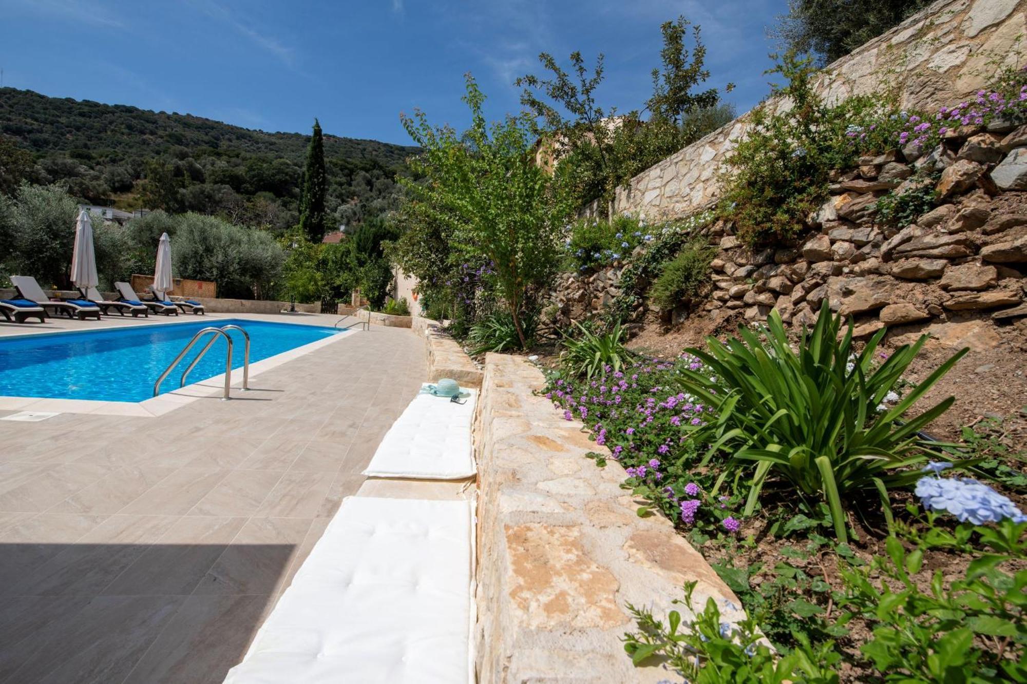 Serenity River Villa Παλαιοχώρα Εξωτερικό φωτογραφία